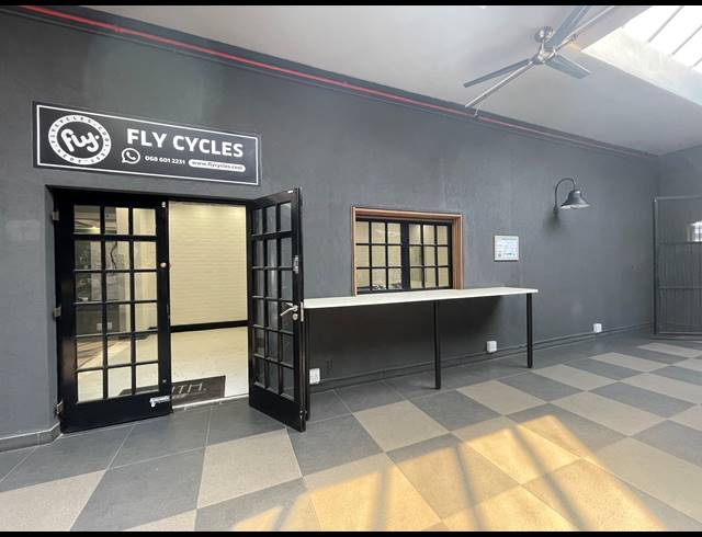 242M² OFFICE TO LET IN PARKMORE